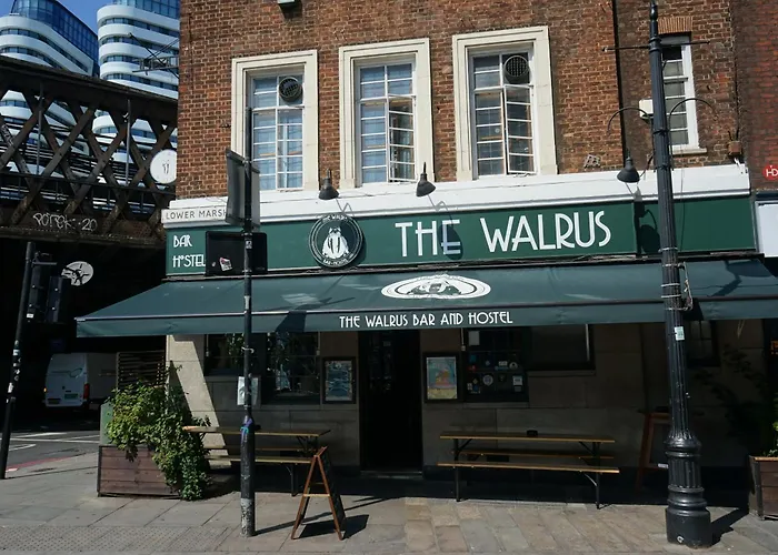 The Walrus Bar And Hostel London